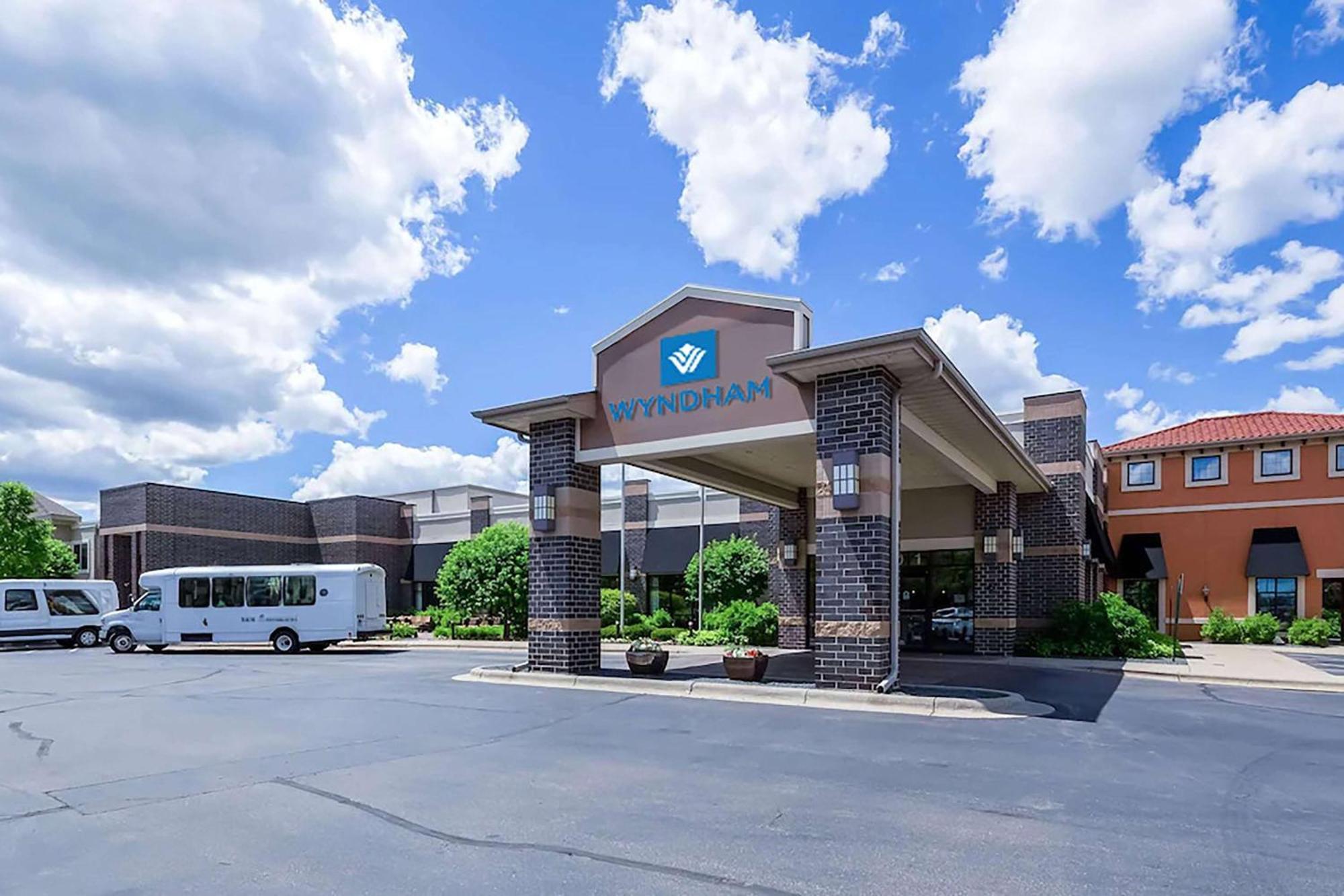Wyndham Bloomington - Mall Of America Exterior photo
